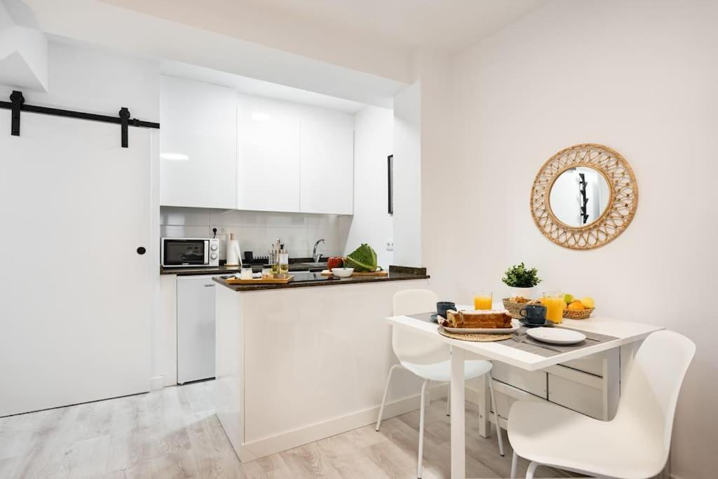 Apartamento Frida Centro Gijon Bagian luar foto