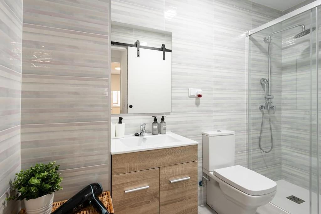 Apartamento Frida Centro Gijon Bagian luar foto